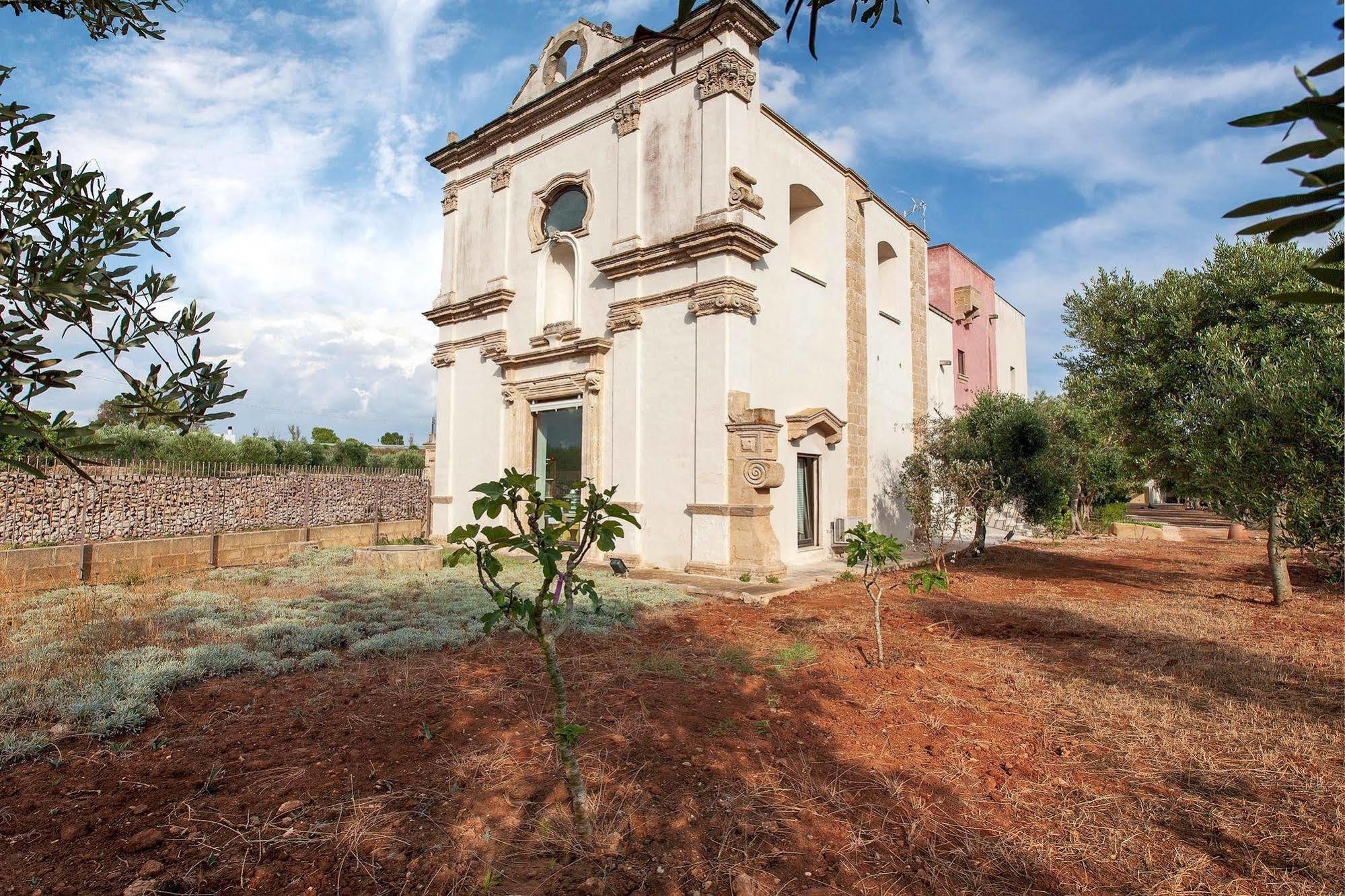 Chiesa Del Carmine Lägenhet Gallipolli Exteriör bild