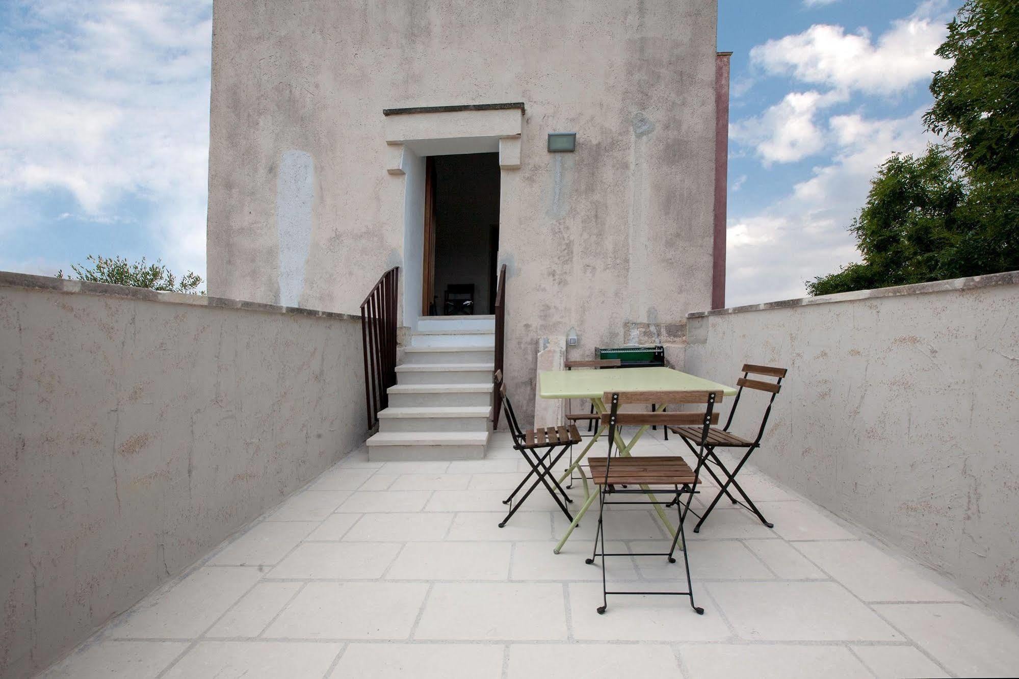 Chiesa Del Carmine Lägenhet Gallipolli Exteriör bild